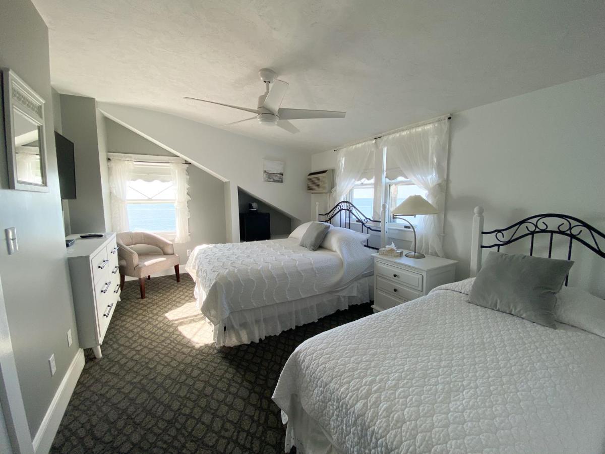 By The Sea Guests Bed & Breakfast And Suites Dennisport Exterior photo