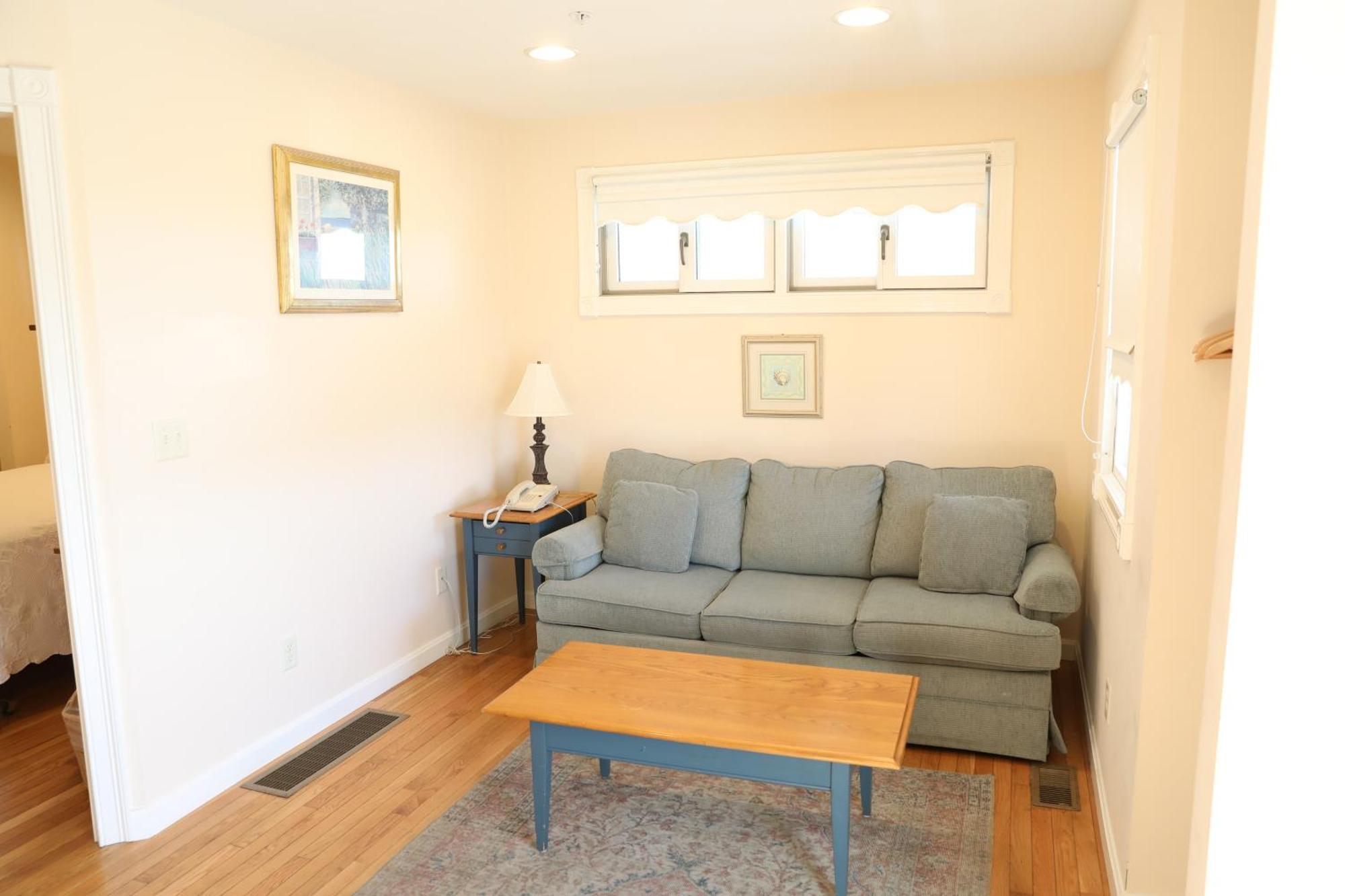 By The Sea Guests Bed & Breakfast And Suites Dennisport Room photo